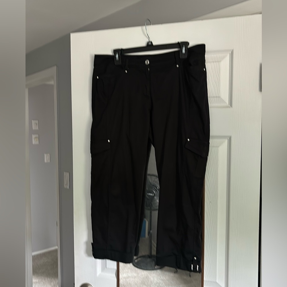 White House Black Market, black cropped cargo pants